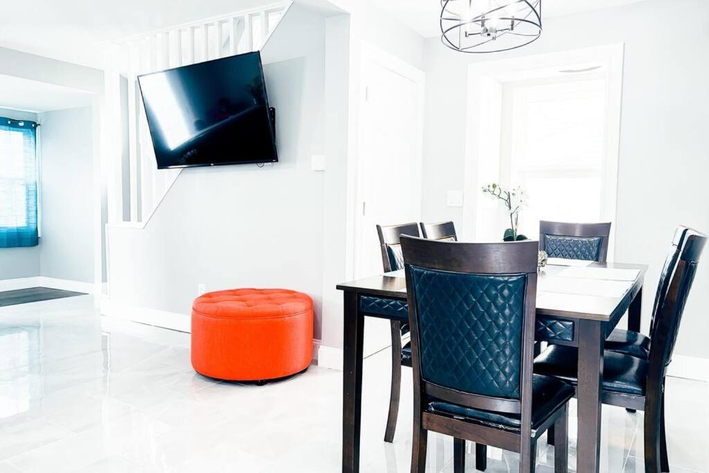 3Br House Near Falls, Casino & Attractions ไนแอการาฟอลส์ ภายนอก รูปภาพ