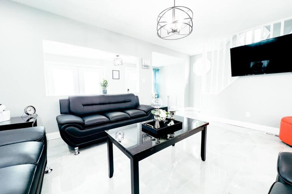 3Br House Near Falls, Casino & Attractions ไนแอการาฟอลส์ ภายนอก รูปภาพ