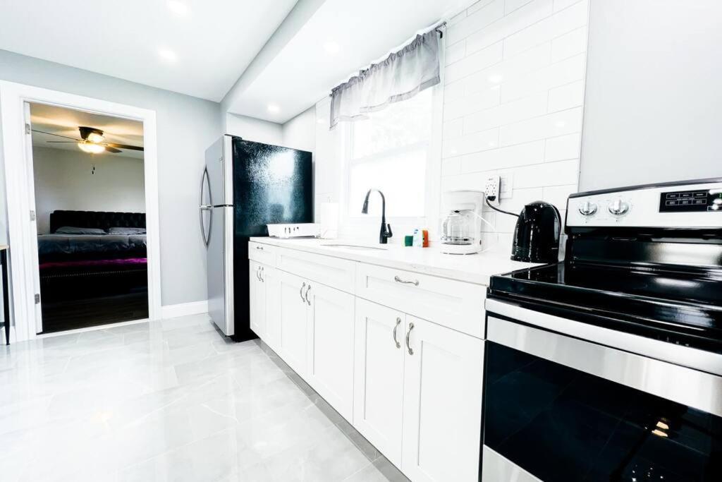 3Br House Near Falls, Casino & Attractions ไนแอการาฟอลส์ ภายนอก รูปภาพ