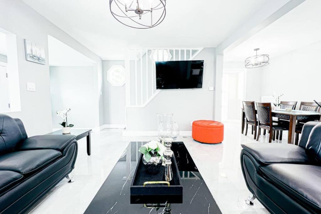 3Br House Near Falls, Casino & Attractions ไนแอการาฟอลส์ ภายนอก รูปภาพ